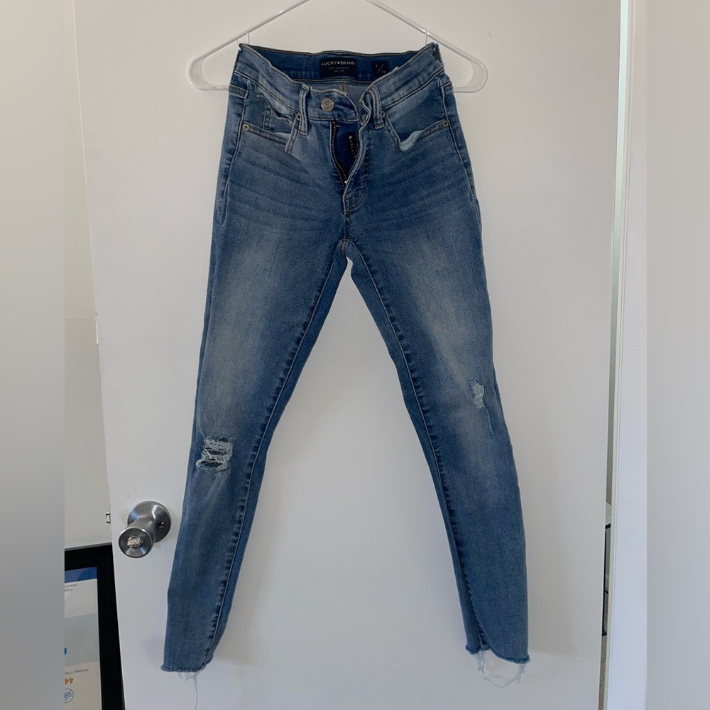 Lucky brand skinny  jeans size 2